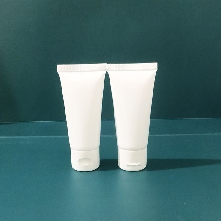 Tube 15 GM NATURAL AND MIKE COLOUR