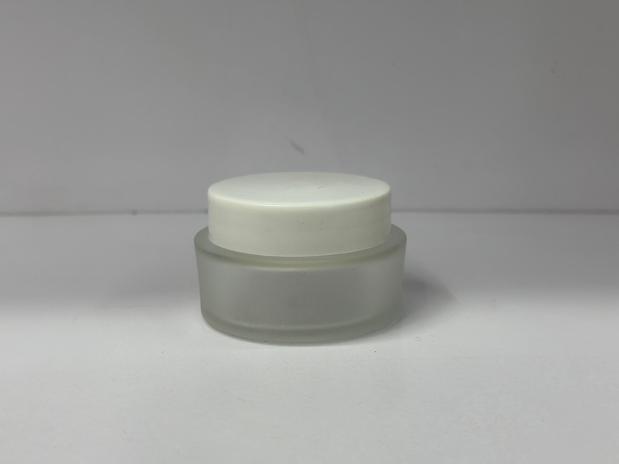 50 GM GLASS JAR POND