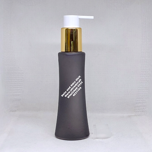 M5 GOLDEN WHITE PUMP 120ML BLACK FROSTED PLASTIC BOTTLE